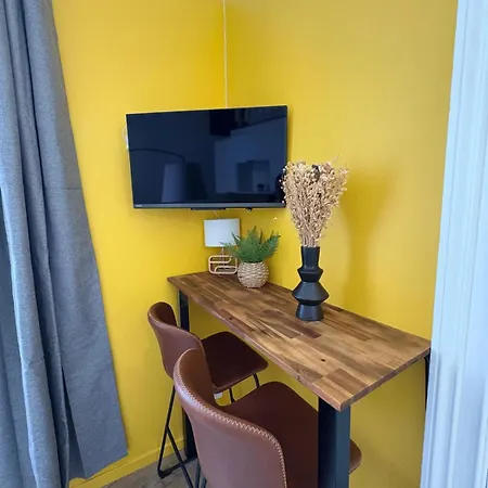 Cosy Jardin Public Apartamento *